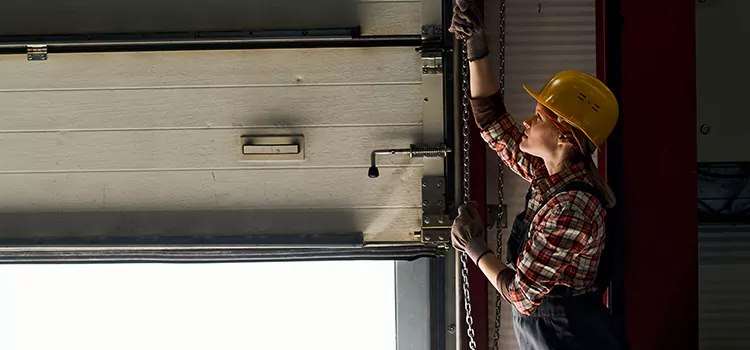 Addressing Common Garage Door Stoppage Issues in Rockville Centre, NY