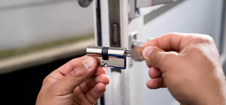 Emergency Locksmith for House Rockville Centre