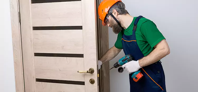Replace Internal Door Handle with Lock Rockville Centre