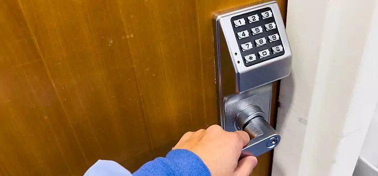 Why Choose Us for Your Keypad Lock Needs in Rockville Centre, NY?